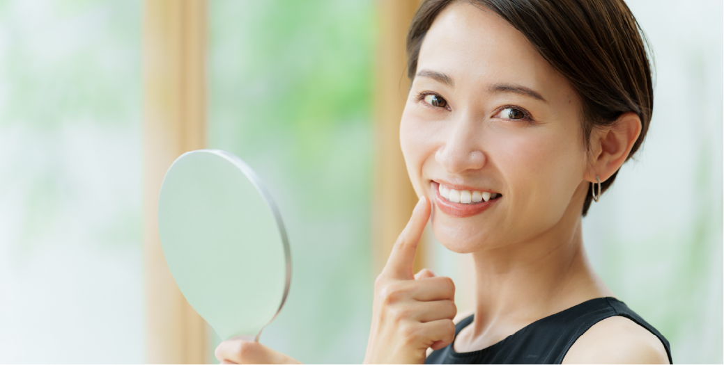 笑顔の女性