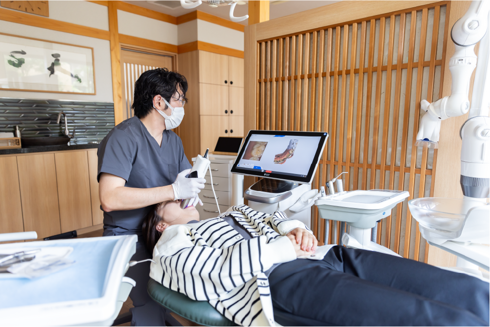 口腔内スキャナーを使用