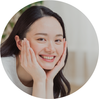 笑顔の女性